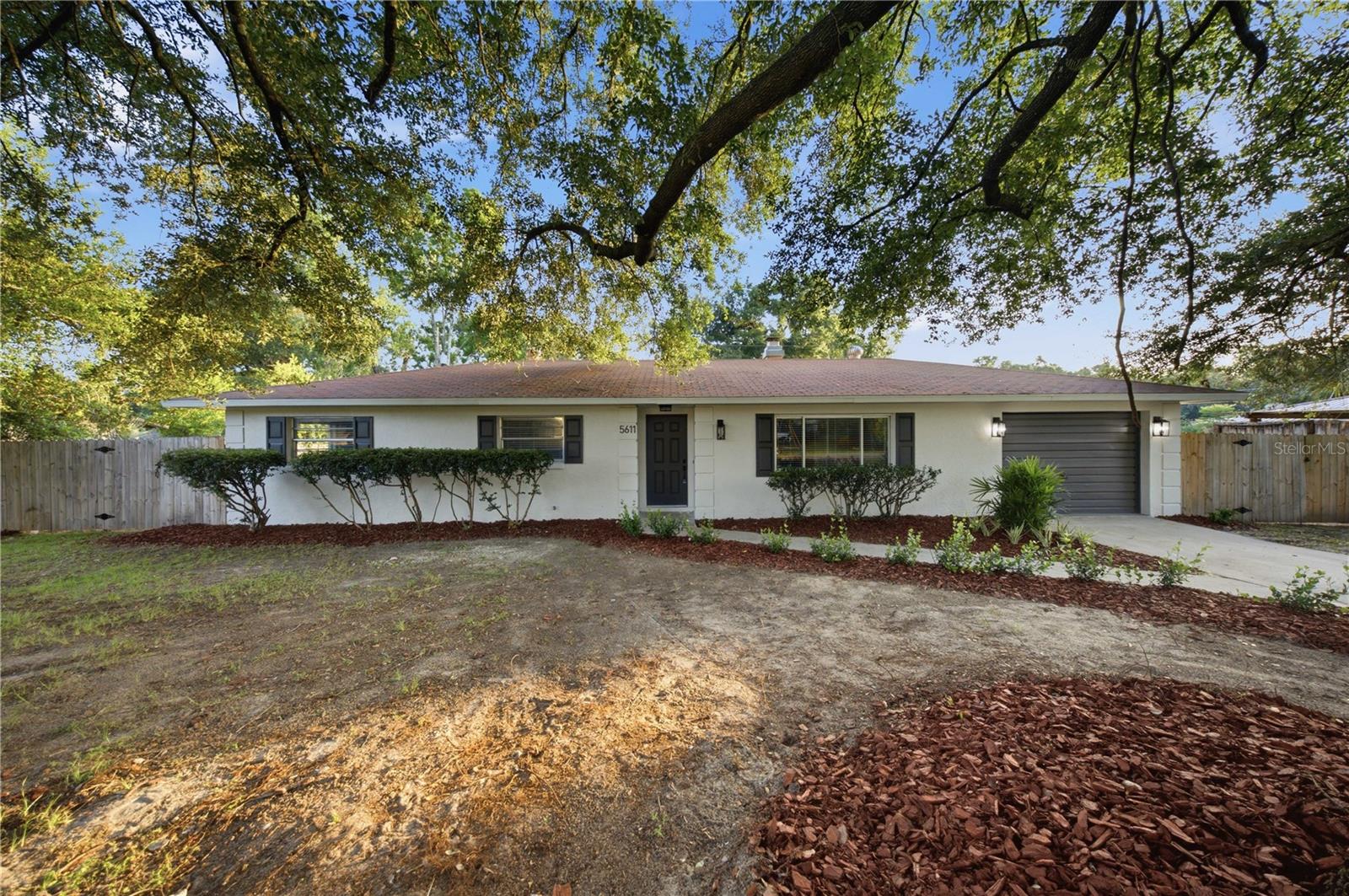 5611 NE 5th Place, Ocala
